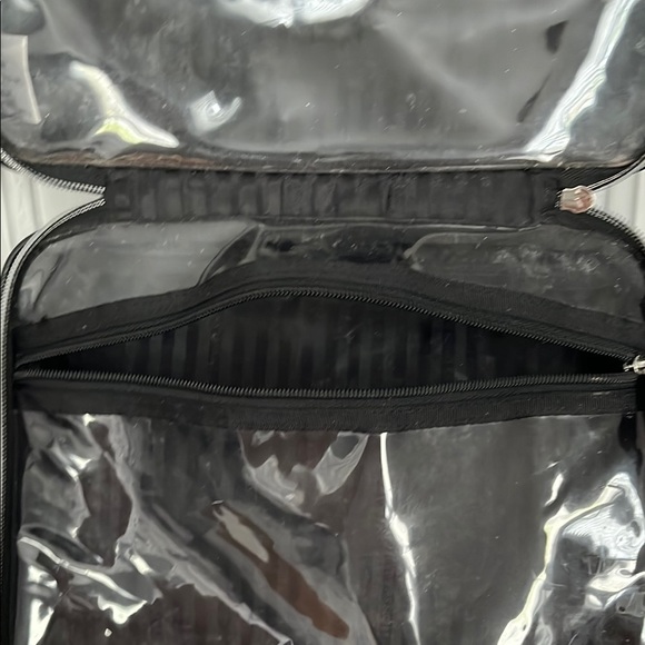 Victoria's Secret Black and Pink Hanging Toiletry Bag - Picture 7 of 9